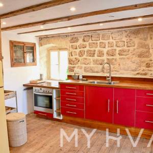 Kamena kuća u srcu Starog Grada