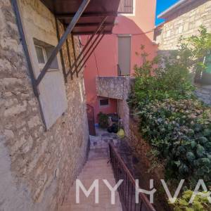 Kamena kuća u srcu Vrboske