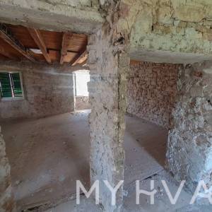 Kamena kuća u Starom Gradu