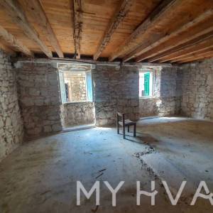 Kamena kuća u Starom Gradu