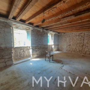 Kamena kuća u Starom Gradu