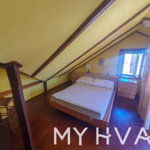 Kamena kuća u Vrboskoj