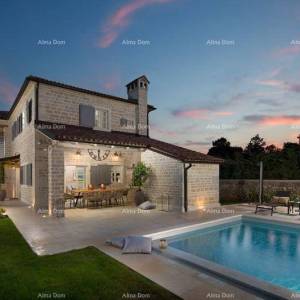 Kamena kuća za odmor ! Blizina Kanfanara!