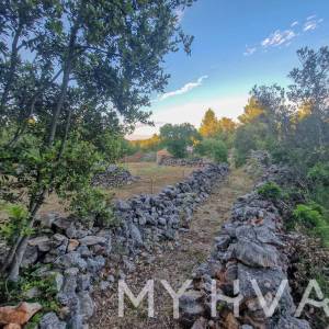 Kamena kućica u Ageru