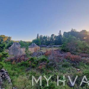 Kamena kućica u Ageru