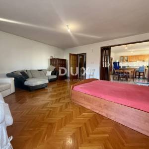 KASTAV, SPINČIĆI - Dvoetažni stan za dugoročni najam!