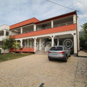 Kaštel Stari, stan 101m2, prodaja