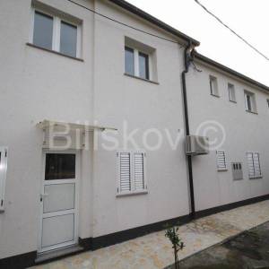 Kaštel Stari, stan 101m2, prodaja