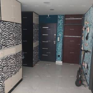 Koparska ulica. Prodaja renoviranog stana na odličnoj lokaciji, u blizini centra grada, Pula!