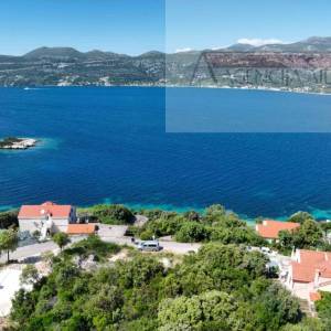 Korčula Žrnovo građevinsko zemljište 582 m2 + dozvola - 40m od mora!