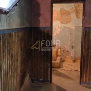 Kostrena, samostojeća prizemnica za adaptaciju