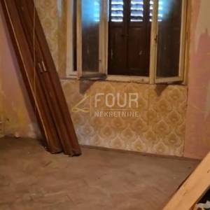 Kostrena, samostojeća prizemnica za adaptaciju