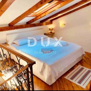 RIJEKA, KRALJEVICA – dvoetažan stan 56 m², uređen apartman!