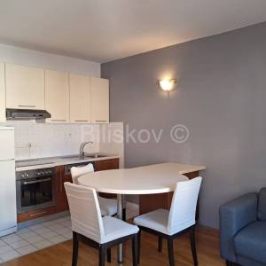 Križine Split dugoročan najam 1 soba