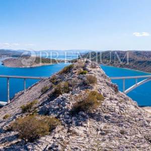 Krk - otok, kuća prvi red od mora!