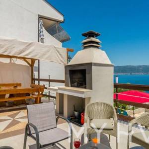 Kuća na Plaži u Slatinama