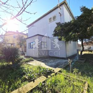 Kuća na prodaju Zadar, Brodarica – 120 m od mora