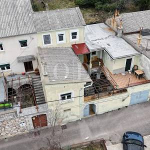 Kuća s investicijskim potencijalom | Zaleđe Crikvenice