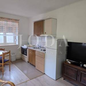 Kuća s investicijskim potencijalom | Zaleđe Crikvenice