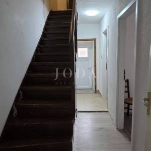 Kuća s investicijskim potencijalom | Zaleđe Crikvenice