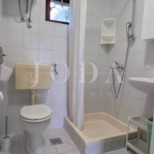 Kuća s investicijskim potencijalom | Zaleđe Crikvenice