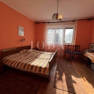 Kuća s velikom parcelom i potencijalom dogradnje, 170 m od mora – Duga, Crikvenica