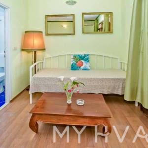 Kuća sa privatnom plažom u gradu Hvaru