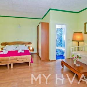 Kuća sa privatnom plažom u gradu Hvaru