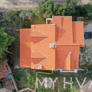 Kuća u Zavali sa pogledom na more