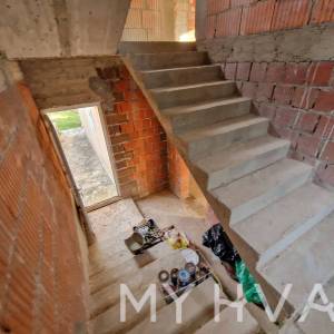 Kuća u Zavali sa pogledom na more