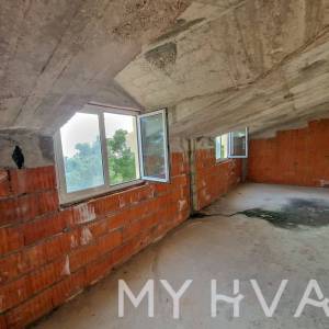 Kuća u Zavali sa pogledom na more