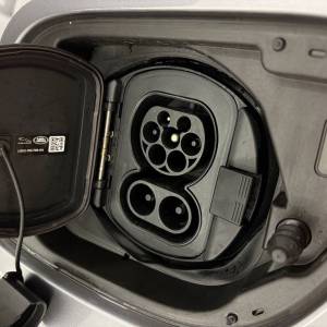 Land Rover Discovery Sport R-DYN S 1.5 300 PHEV - 3 godine jamstva