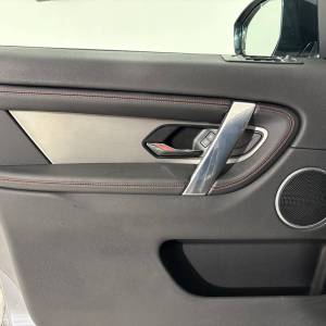 Land Rover Discovery Sport R-DYN S 1.5 300 PHEV - 3 godine jamstva