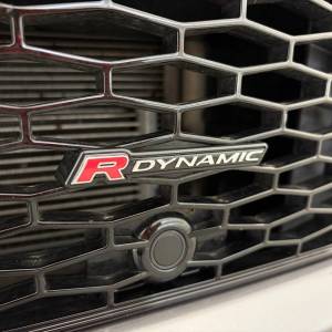 Land Rover Discovery Sport R-DYN S 1.5 300 PHEV - 3 godine jamstva