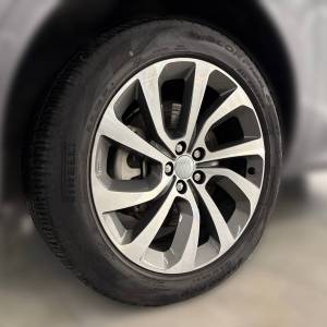 Land Rover Discovery Sport R-DYN S 1.5 300 PHEV - 3 godine jamstva