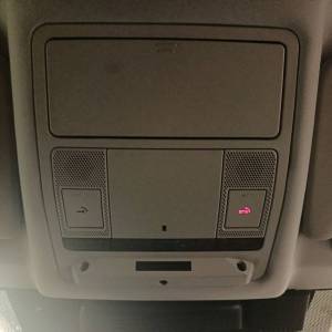 Land Rover Discovery Sport 2.0 TD4 - 3 godine jamstva