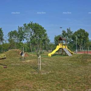 Lijepa, moderna kamena Kuća blizu Kanfanara.