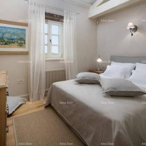 Lijepa, moderna kamena Kuća blizu Kanfanara.