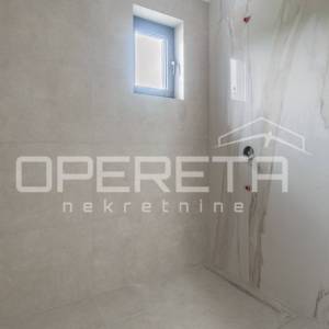 LOVRAN - Vrhunska novogradnja s pogledom na more