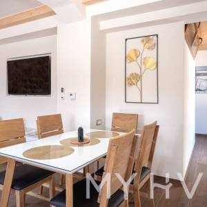 Luksuzna seoska vila s bazenom u Dolu