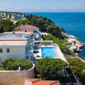 Luksuzna vila prvi red do mora ! Umag Crveni Vrh.