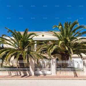 Luksuzna vila prvi red do mora ! Umag Crveni Vrh.