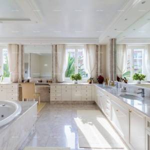 Luksuzna vila prvi red do mora ! Umag Crveni Vrh.