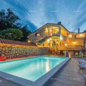 Luksuzna villa s 7 apartmana, Opatija!