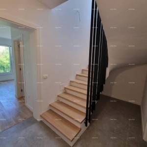 Luksuzni dvoetažni stan s pogledom na more!