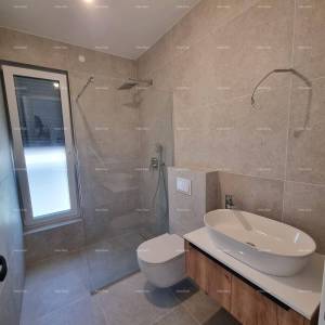 Luksuzni dvoetažni stan s pogledom na more!