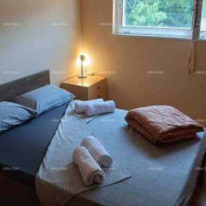 Lungomare – Pula, stan s prostranom terasom i vrtom