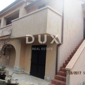 MALI LOŠINJ, ARTATORE - Kuća sa tri apartmana i razrađenim turizmom