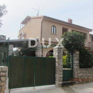 MALI LOŠINJ, ARTATORE - Kuća sa tri apartmana i razrađenim turizmom