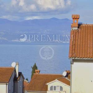 Malinska, apartman s pogledom na more, blizina centra!